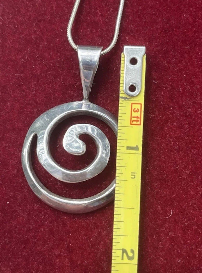 VTG Sterling Silver Spiral Swirl Wave Pendant Necklace Round 925 Snake Chain 20”