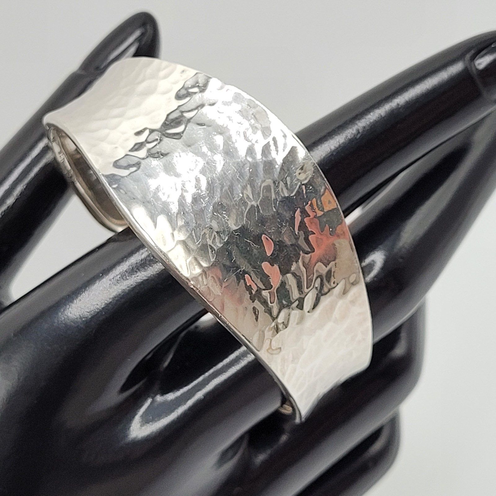 ATI Mexico 925 Sterling Silver Hammered Recessed Wave Cuff Vtg Bracelet 19 Grams