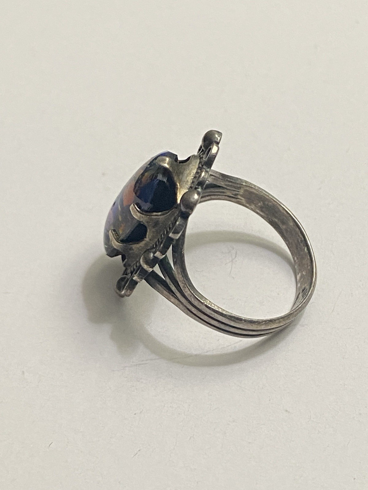 Vintage Mexico, Sterling and Foil Art Glass Ring Ladies Size 7 Blue And Amber