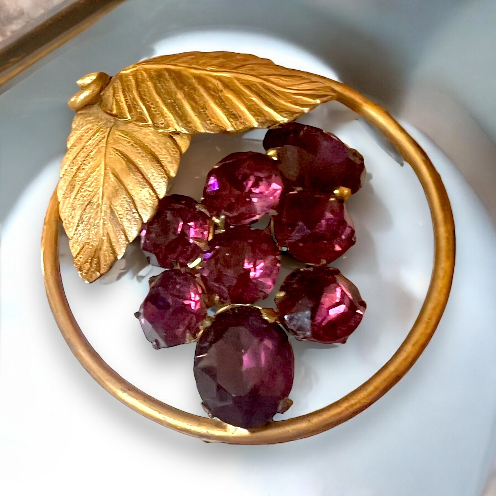 Purple Rhinestone Brooch Gold Tone Grape Cluster Vintage Fruit Pin