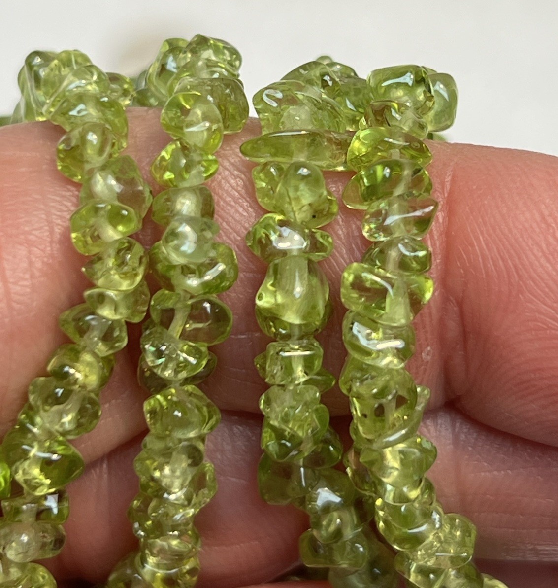 Vintage Peridot Small Chip Necklace 32” No Clasp