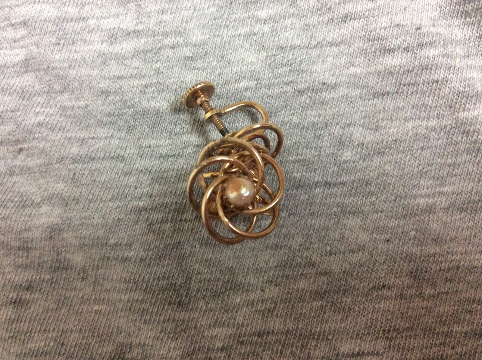 Vintage Goldtone Love Knot w/Pearls Brooch & Screw Back Earring Set