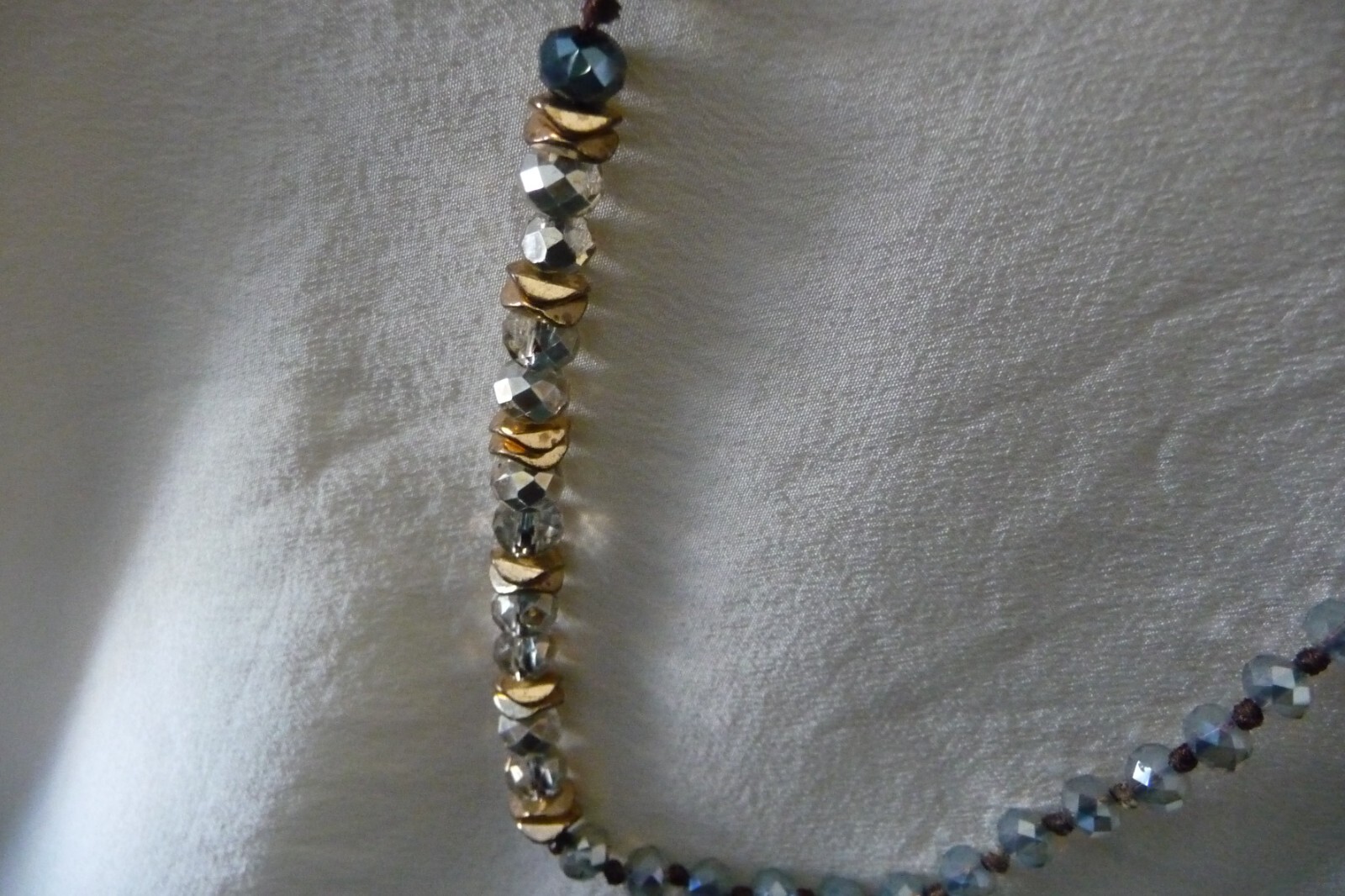 17″L BLACK & GRAY FACETED CRYSTAL BEADS HAND KNOTTED NO CLASP NECKLACE #95A
