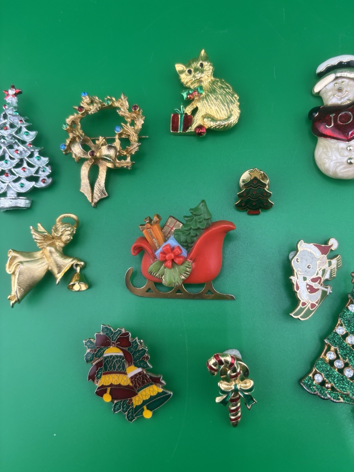 Lot of Holiday Christmas Brooches & Pins Vintage Collection – 13 Total