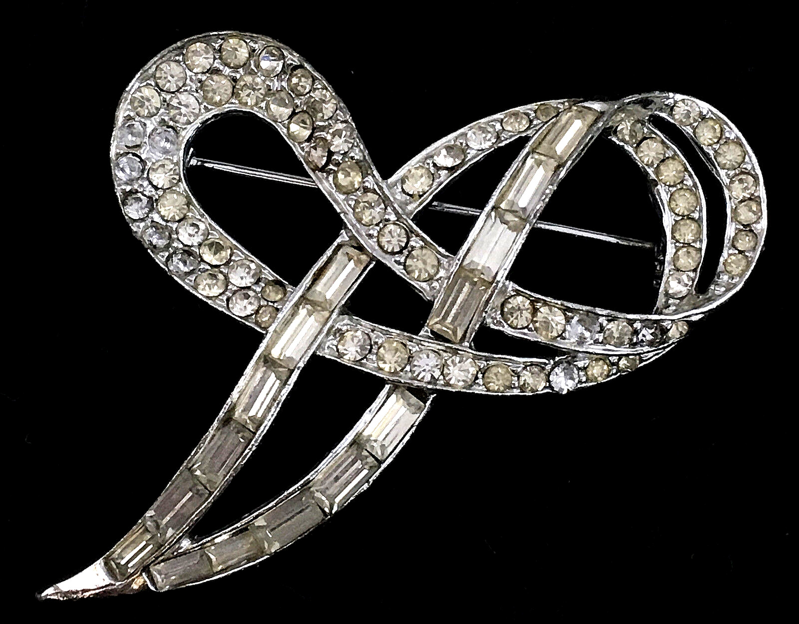 SilverTone Swirl Ribbon Brooch Pin With Clear Round with Bagette Crystals TG