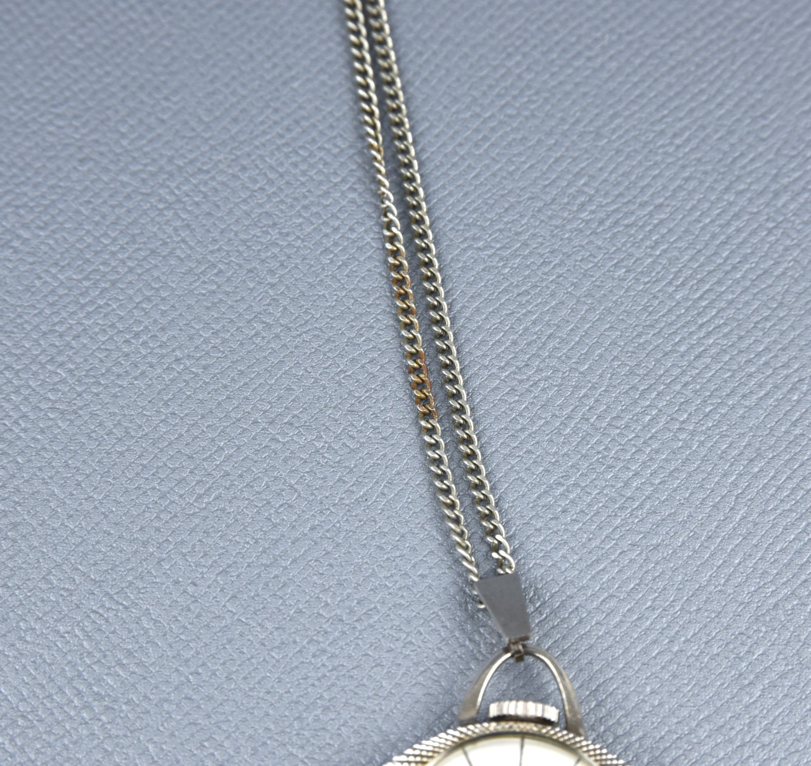 Vintage Seiko 17 Jewels Pendant Watch Manual-Wind Silver Tone Japan 1973 ’70s