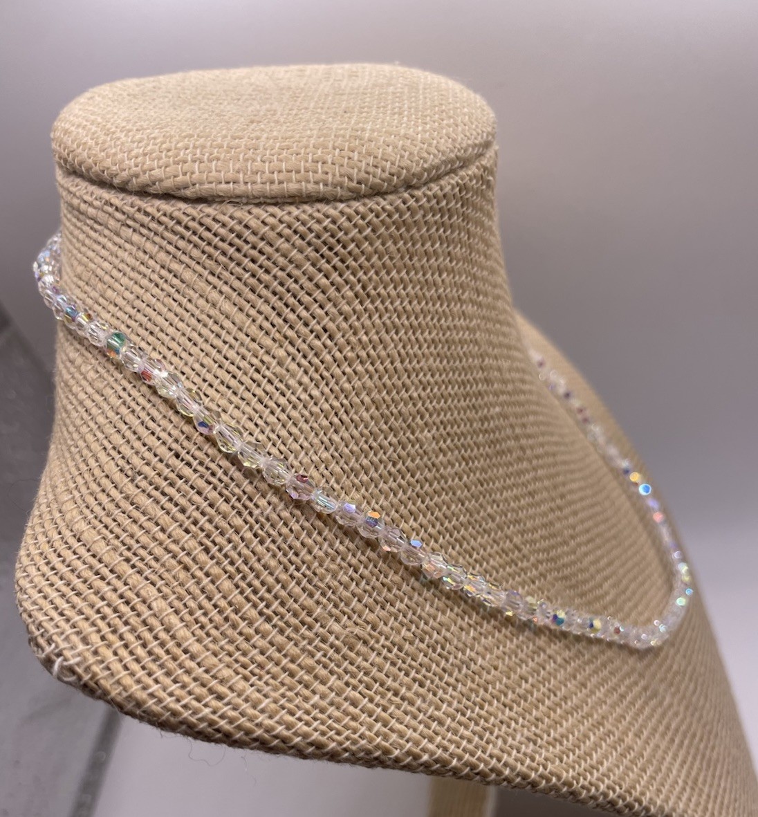 Vintage Aurora Borealis AB Faceted Crystal Glass Bead Necklace 16″ Iridescent