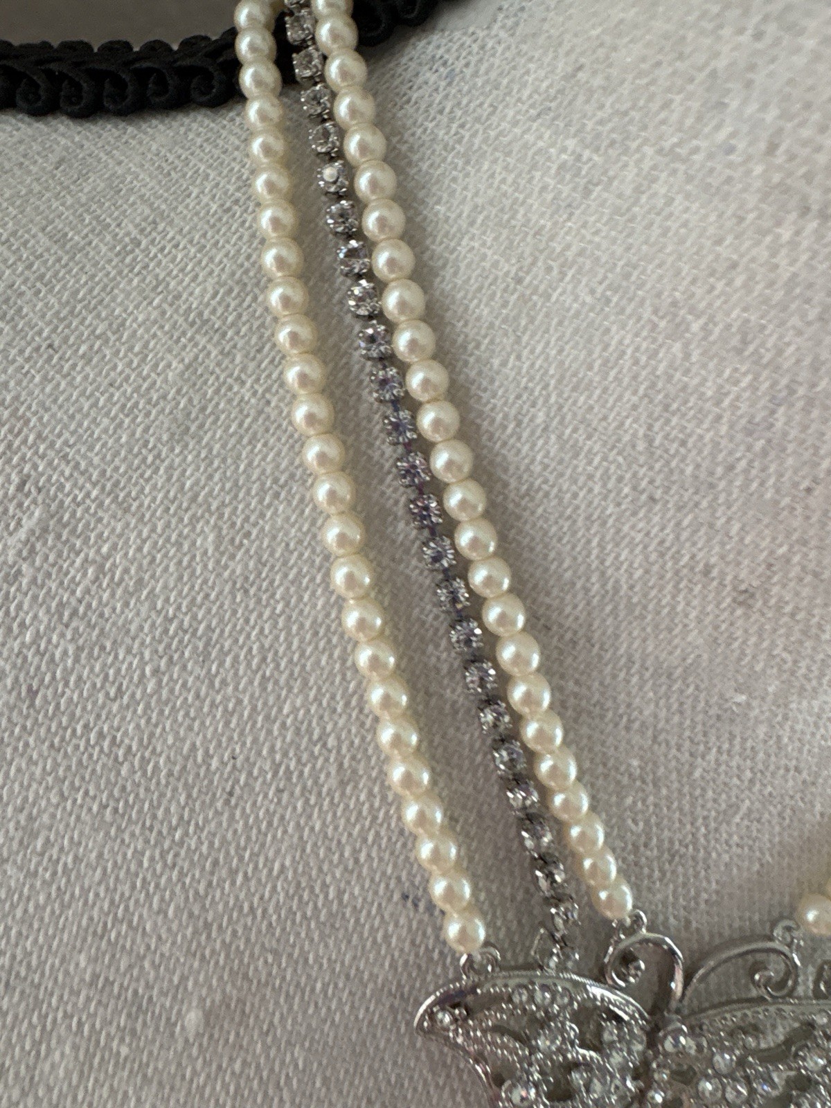 Vintage Faux Pearl Rhinestone Butterfly Necklace Silver Tone Fringe Bib