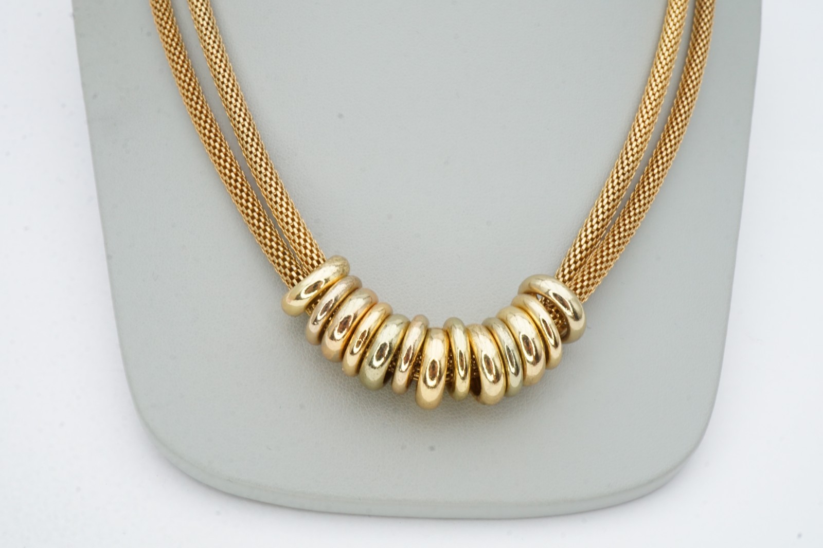 Vintage Necklace Gold Tone Mesh Circles 22″