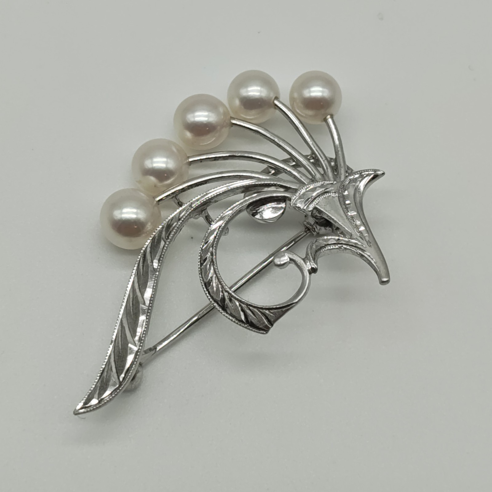 Vintage Mikimoto 5 Akoya Pearl Sterling Silver 925 Floral Design Small Brooch