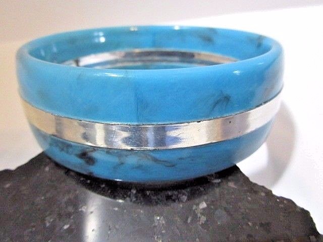 TURQUOISE BLUE AND BLACK WITH SILVER TONE STRIPE BANGLE BRACELET
