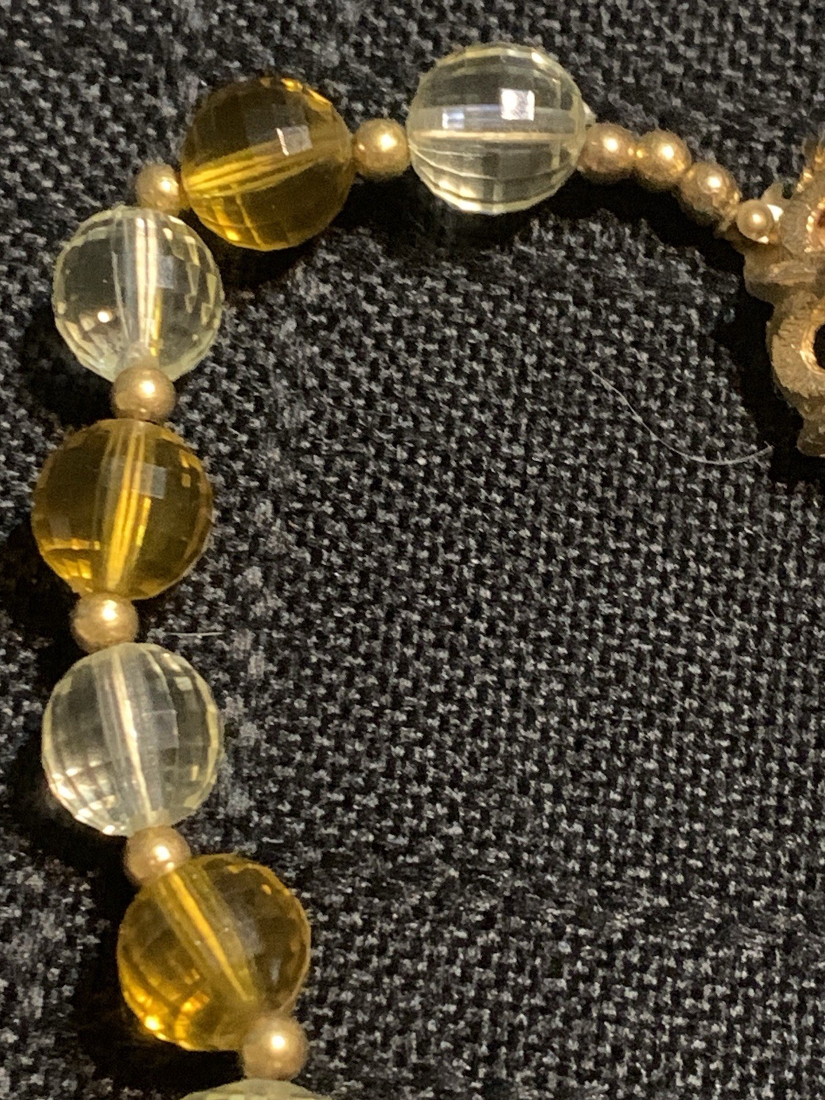 Vintage Faceted Glass Beads Necklace Choker 16 Inches Unusual Closure Gold Tone