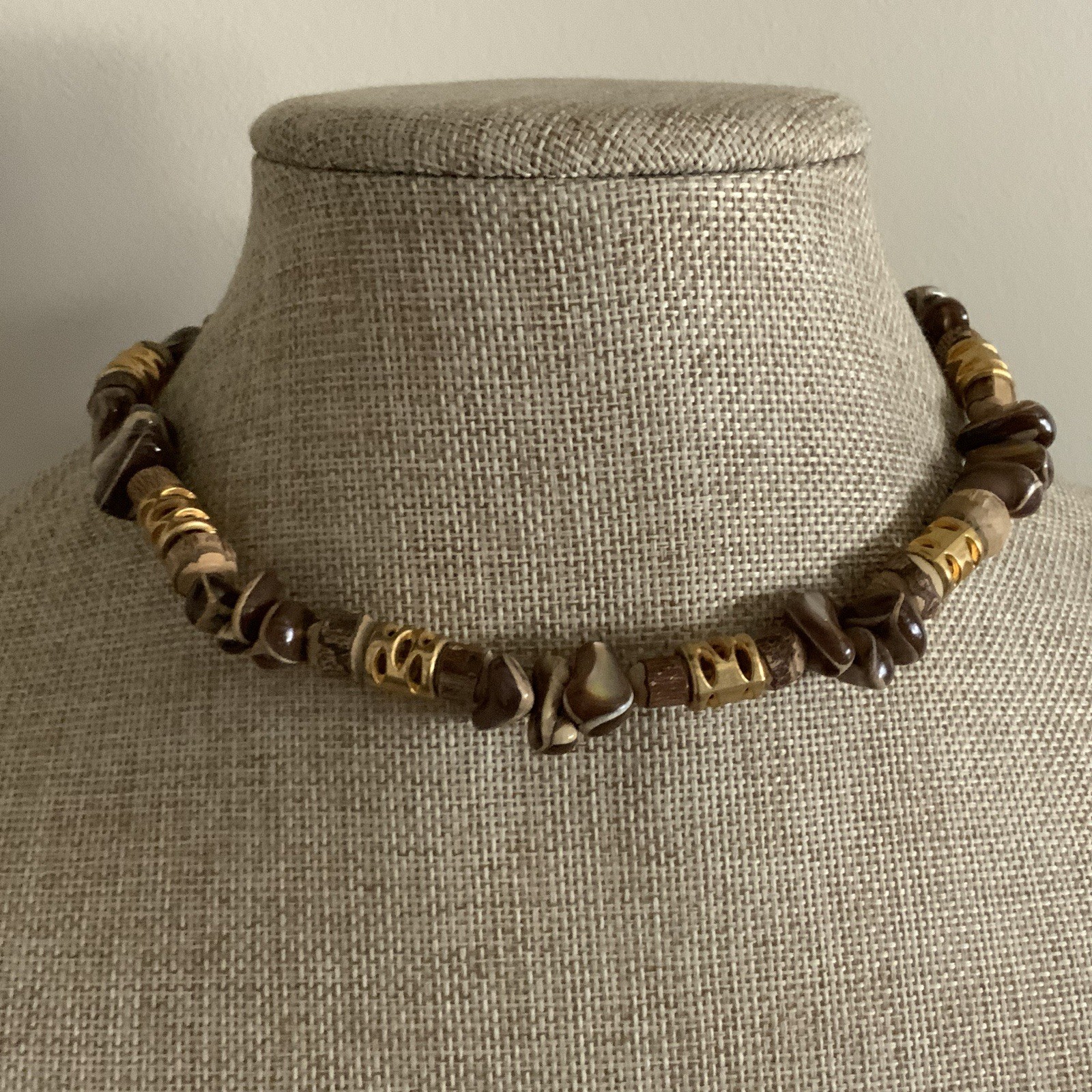 Vintage wood and brown shell nugget bead necklace in gold tone metal