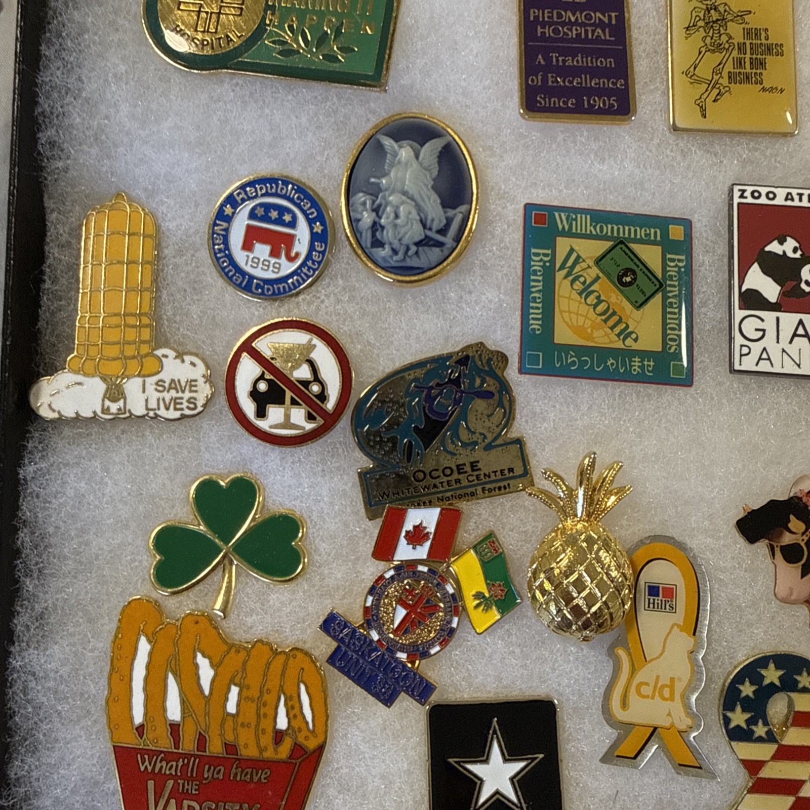 Pin Lapel Hat Flare State Miscellaneous Georgia Varsity Irish Flag Cow 32 Pins
