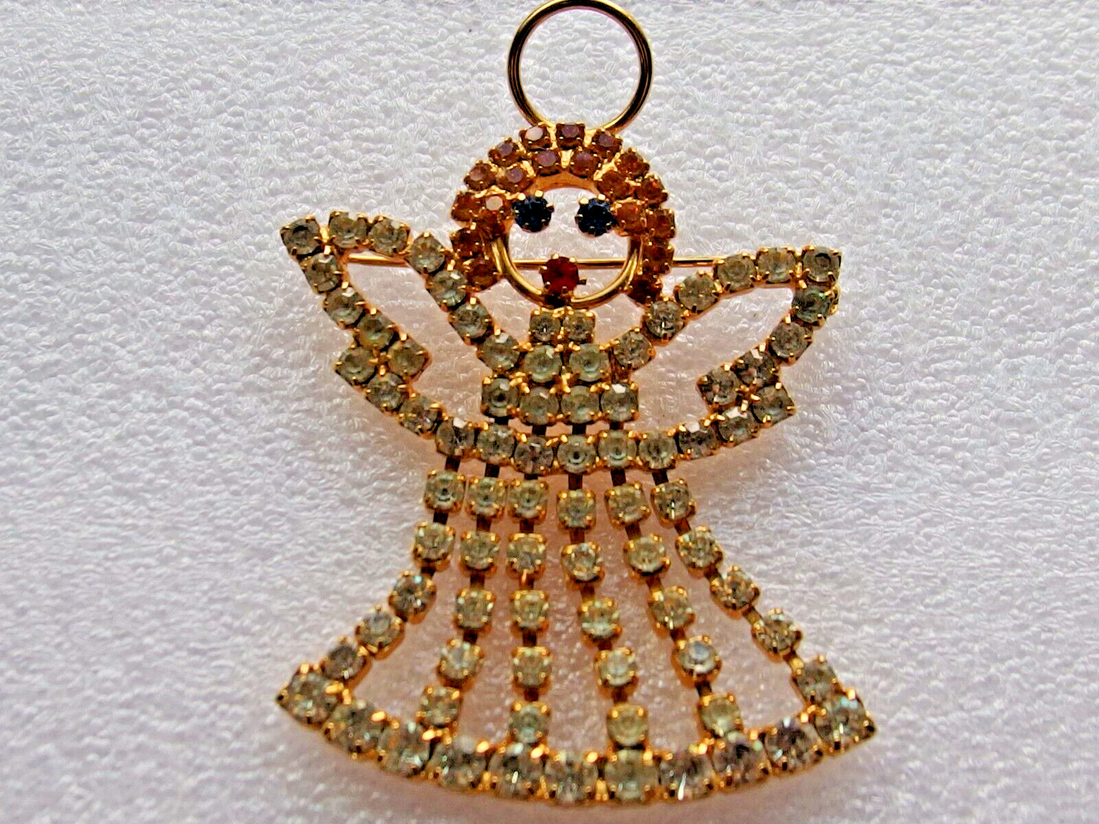 Vintage Angel Christmas Brooch Pin – Rhinestone Costume Jewelry Collectible