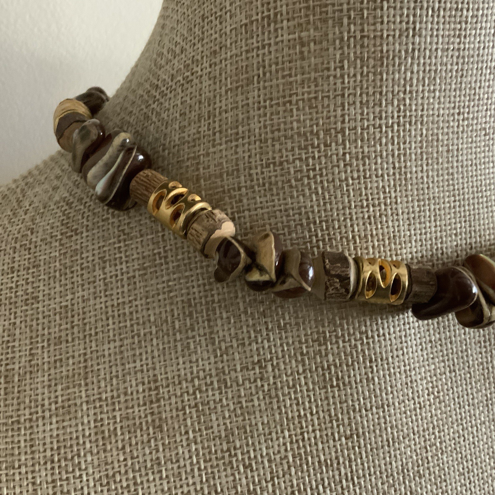 Vintage wood and brown shell nugget bead necklace in gold tone metal