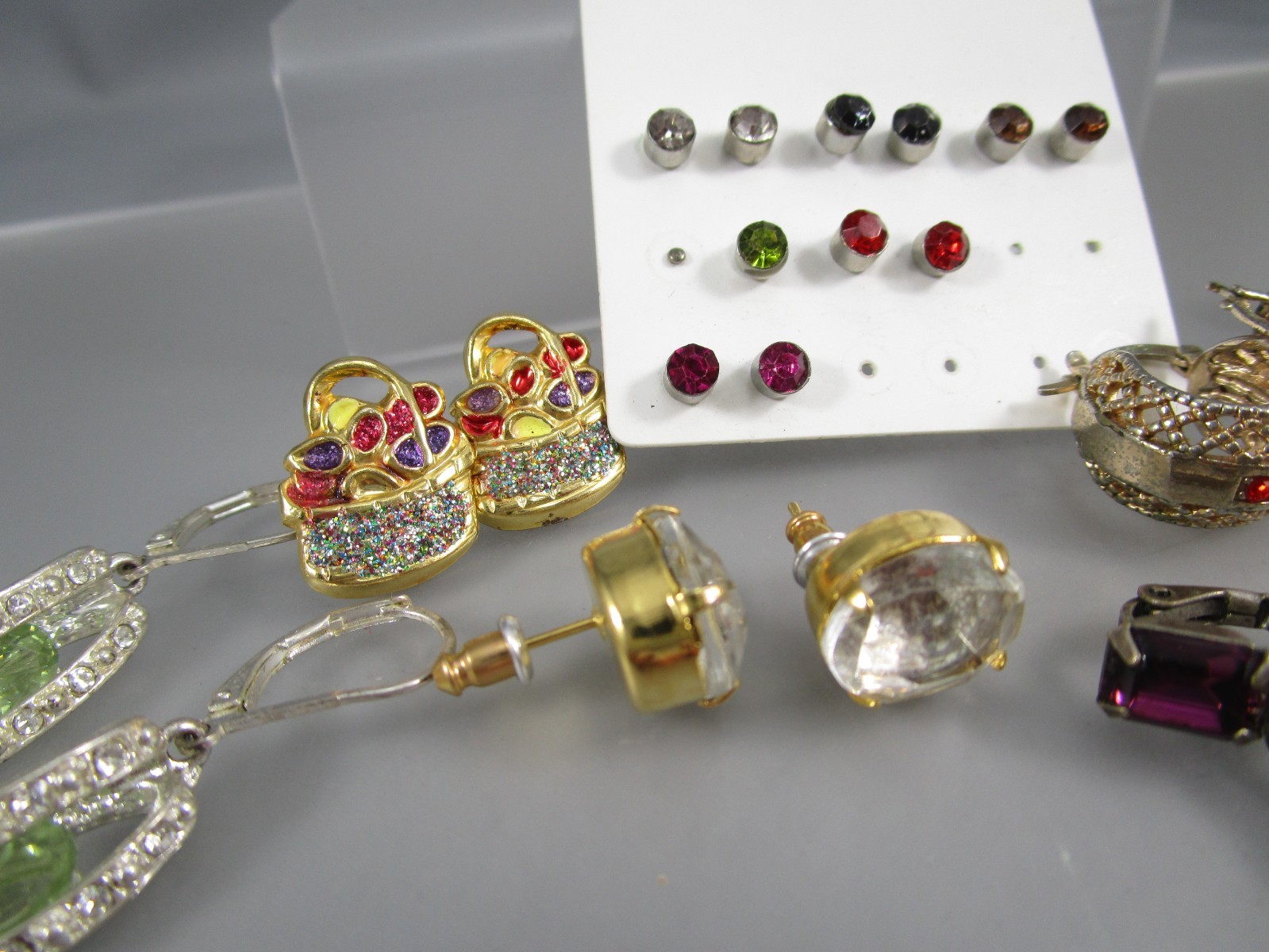 Vtg Mod Retro Multi Color & Styles LOT 13 Post Pierced Earrings 175L