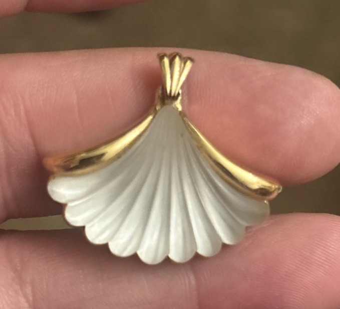 Vintage Frosted Molded Glass Scallop Shell Signed Avon Pendant Only No Chain