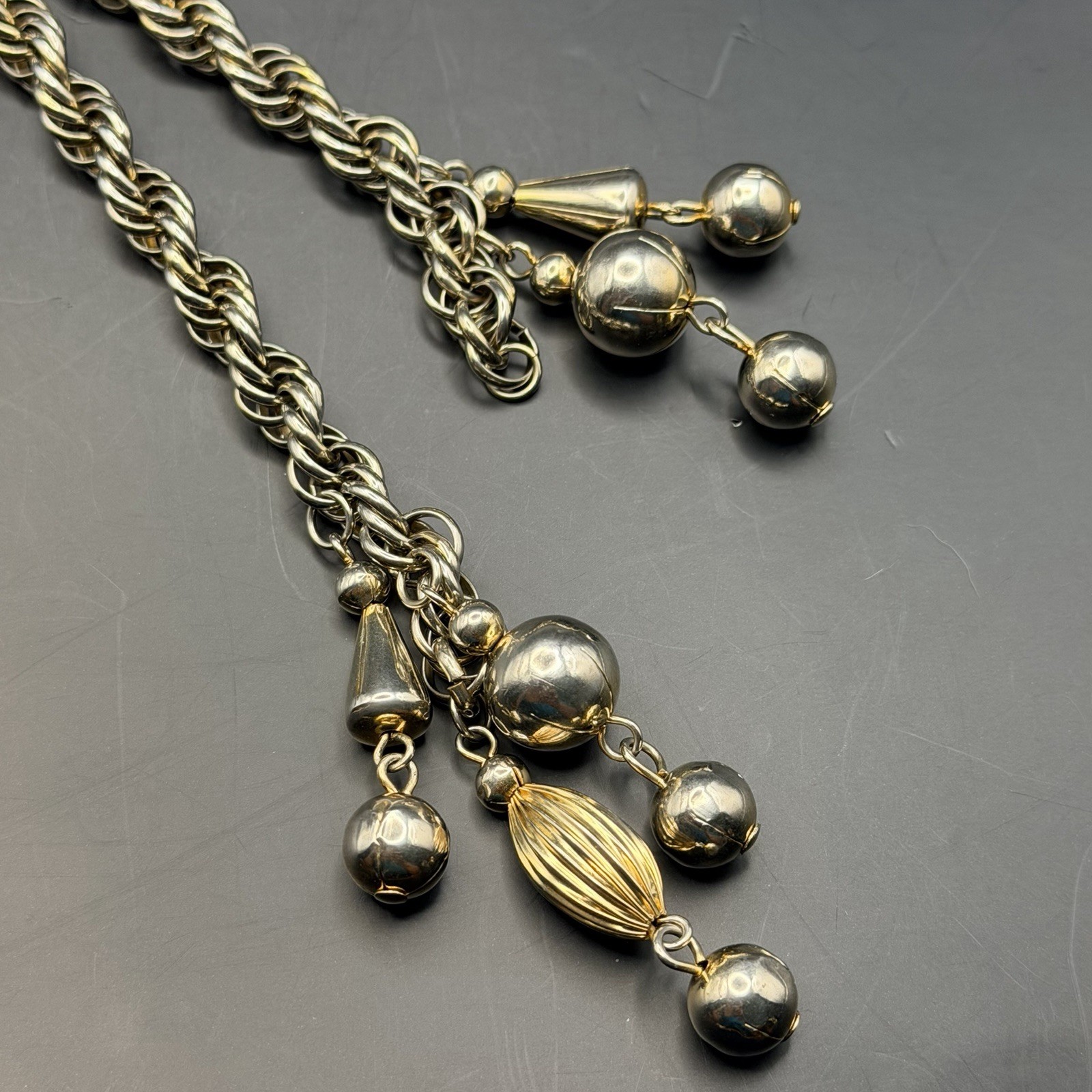 Vintage Gold Tone Rope Chain Lariat Necklace Tassel Dangle Adjustable Statement