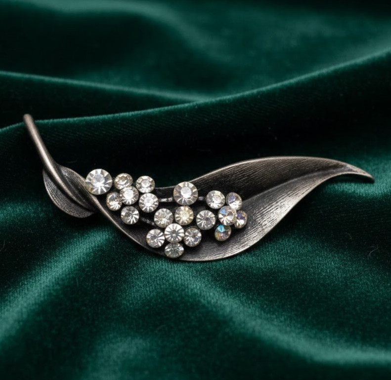 Vintage Rhinestone Brooch Pewter Leaf Shape AB Stones Spring Garden party Elegan