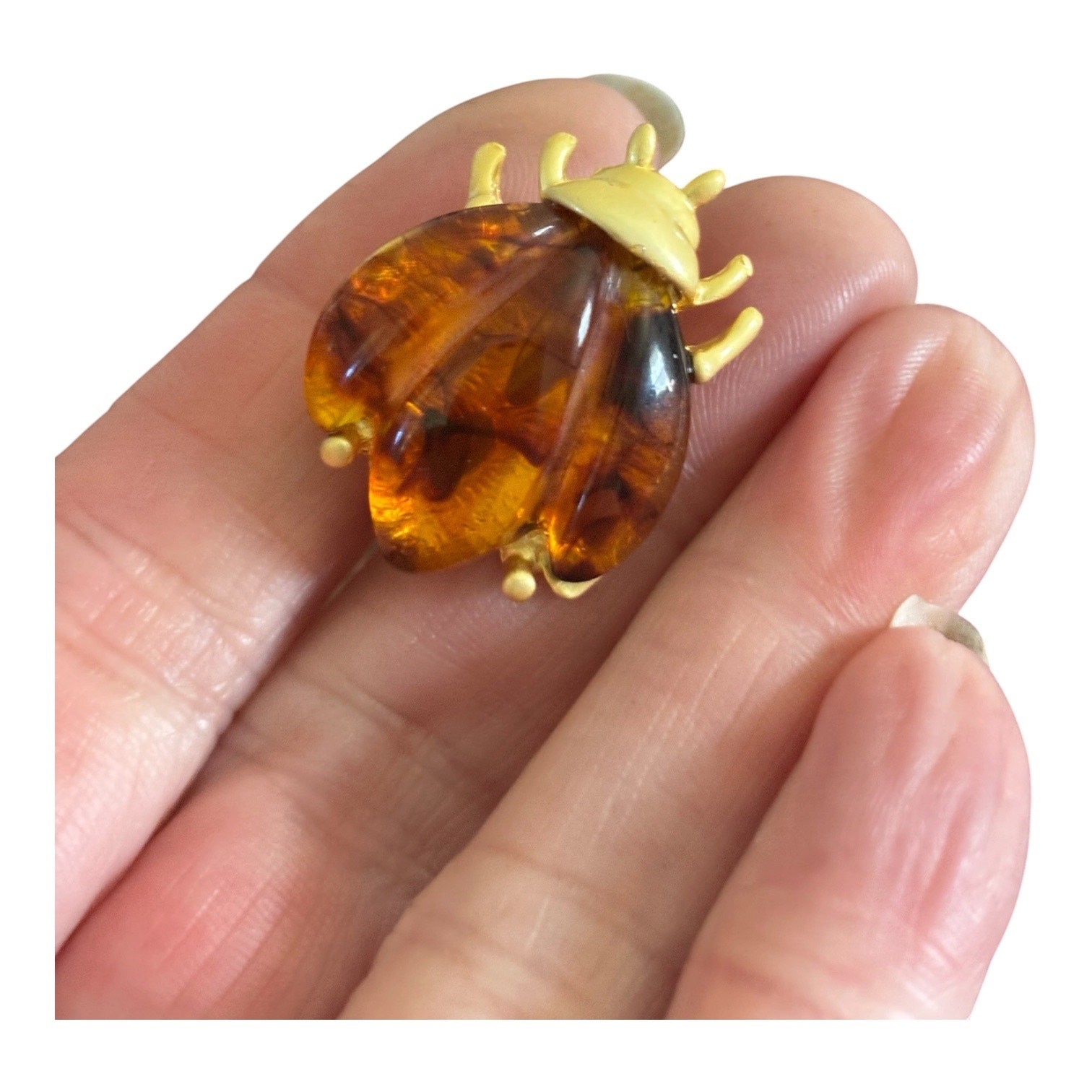 Honey Amber Ladybug Brooch & Pin Set Lucite Beetle Bug 80s Gold Tone