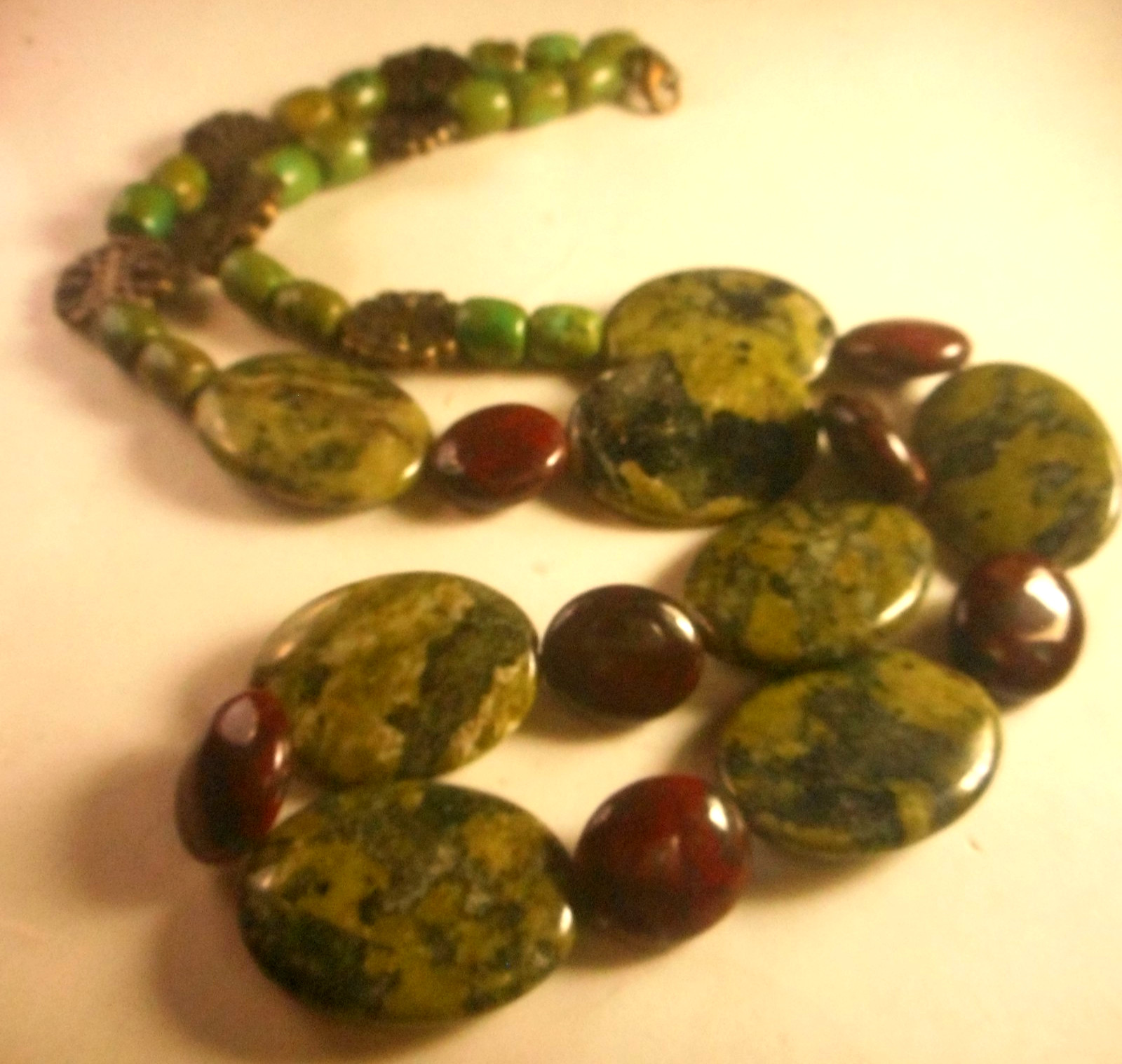 Vtg Artisan Bloodstone Jasper Brass Beaded Necklace Old 24″