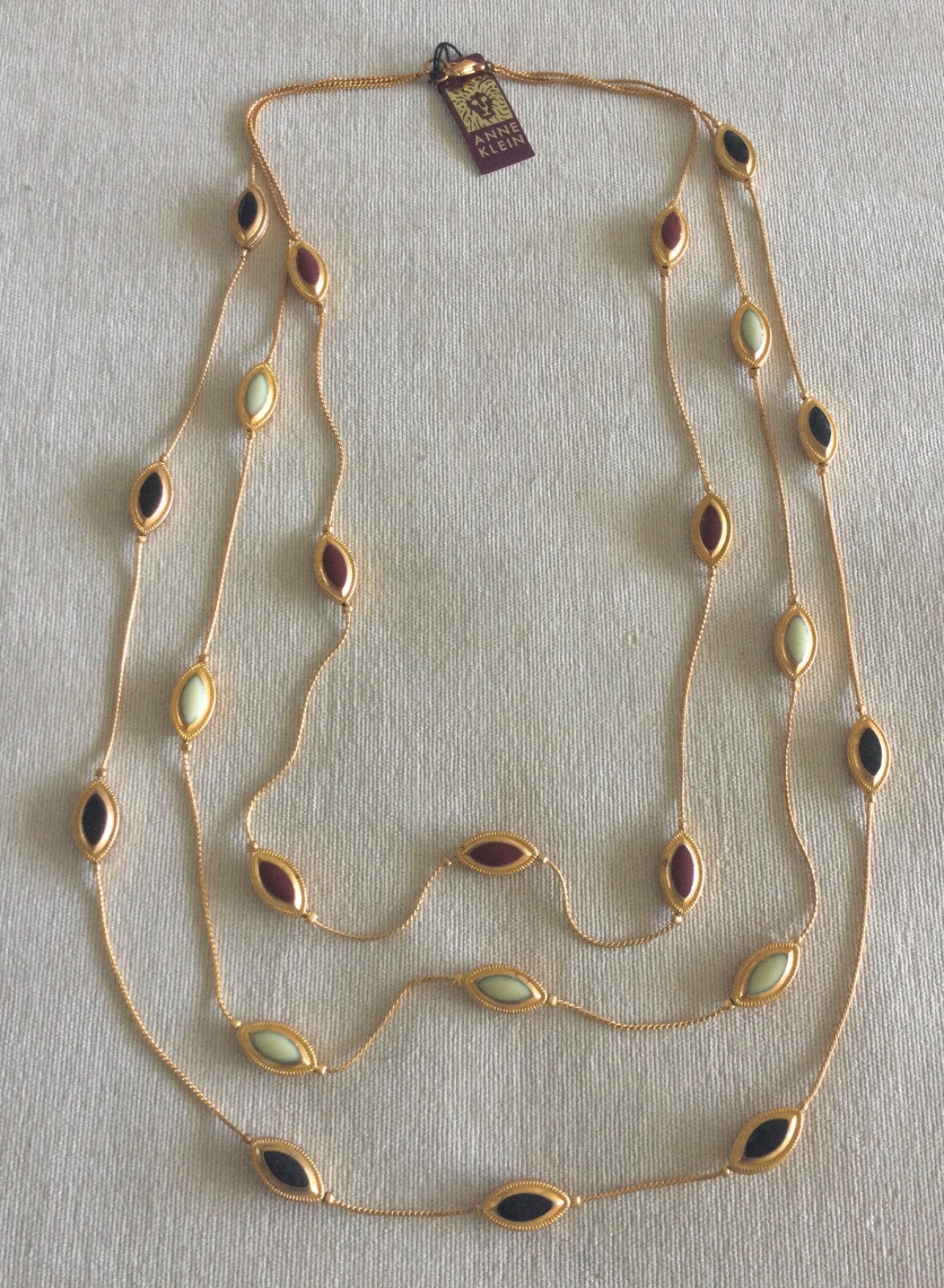 ANNE KLEIN VINTAGE MOGUL POURED ENAMEL TRIPLE CHAIN COUTURE NECKLACE GOLD METAL