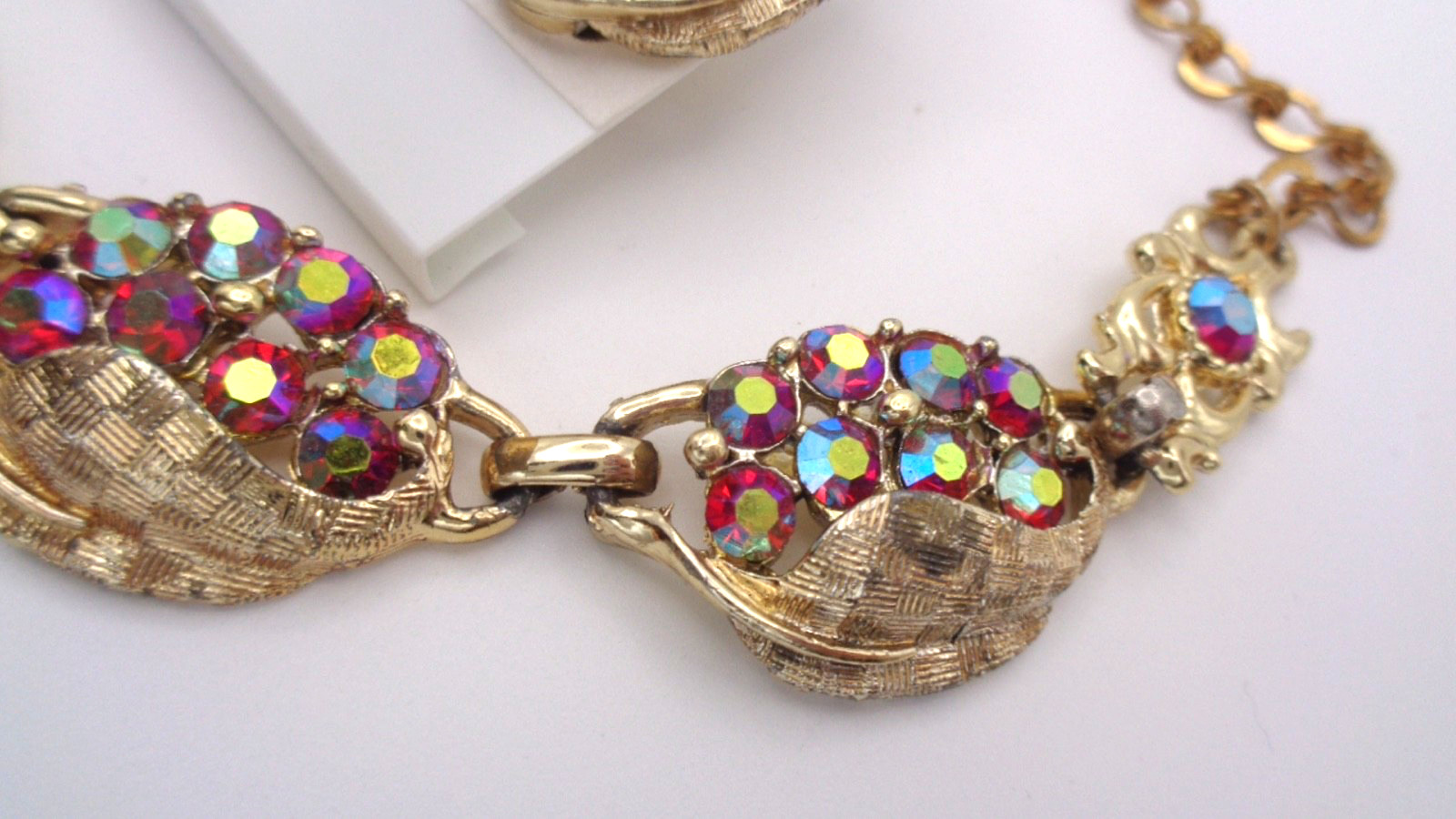 Vintage Textured Gold Tone Leaf Red AB Rhinestone Necklace & Clip Earring Set