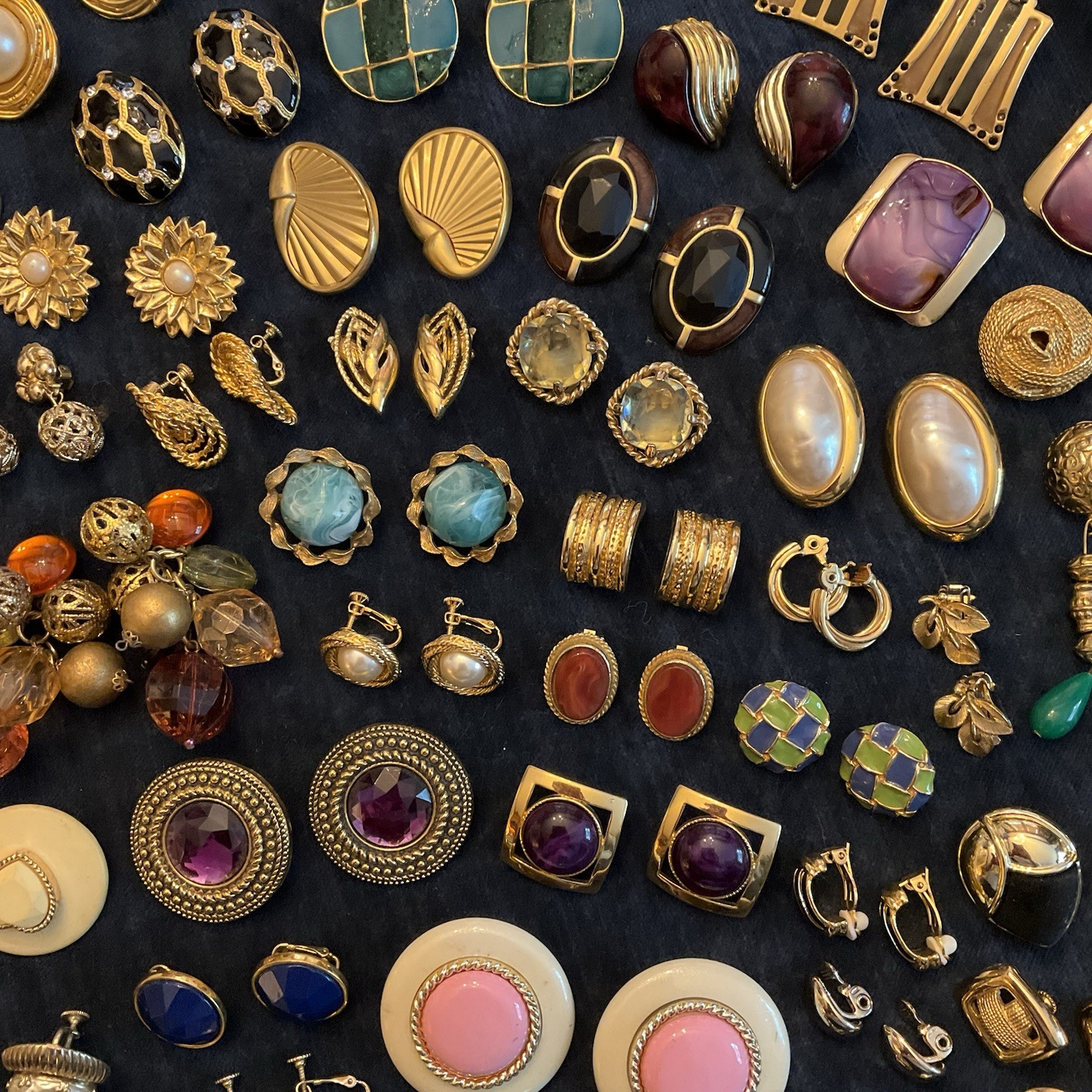 HUGE Lot Vintage Clip On Screw back Earrings TRIFARI Sarah Cov Gay Boyer Coro