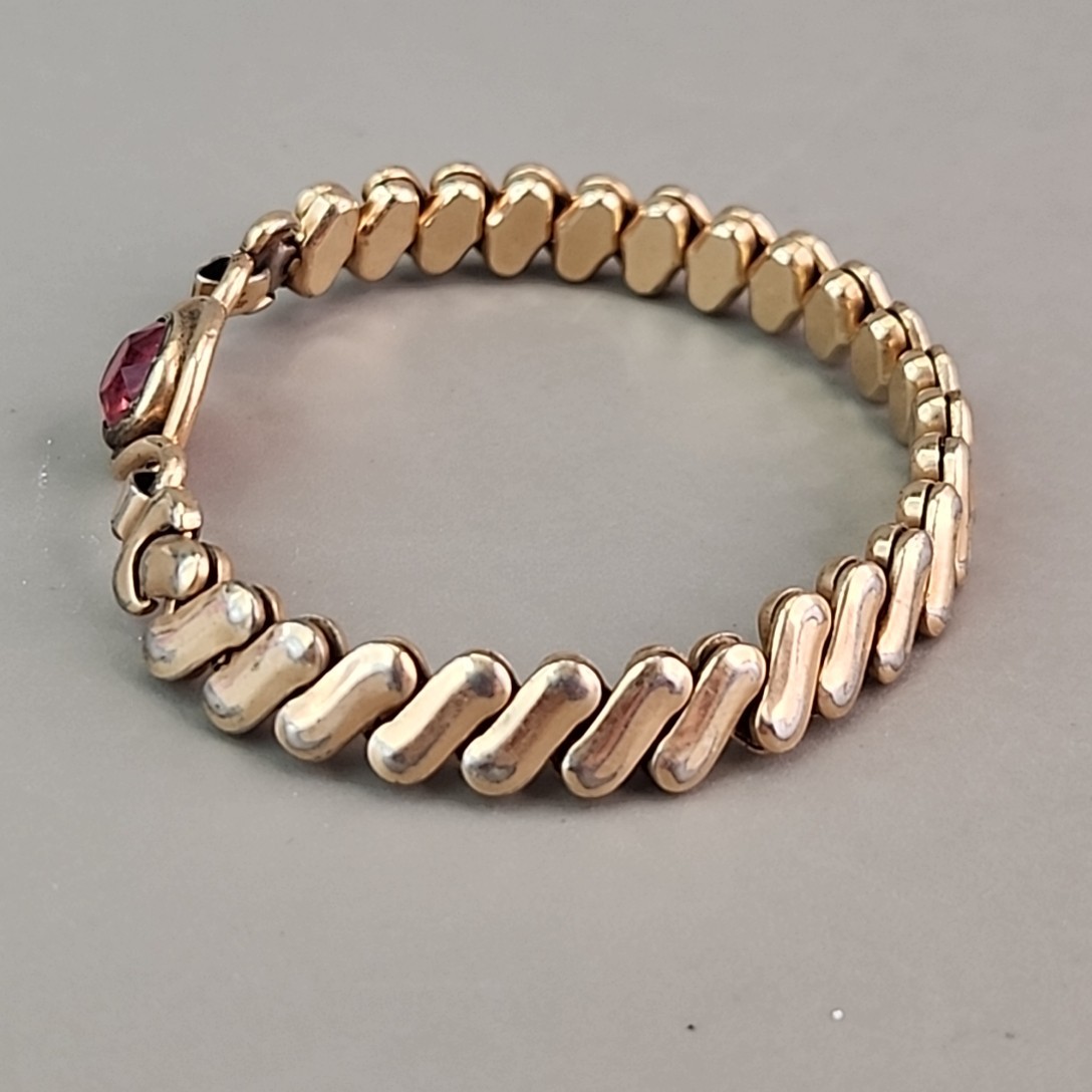 Vintage Sweetheart Expandable Bracelet 12K Gold Filled Pink Rhinestone