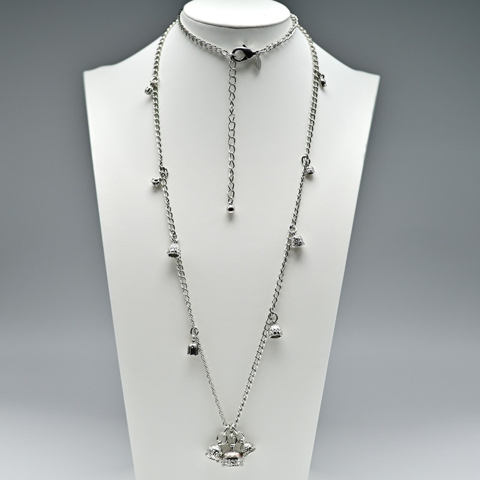 CHICOS Original Vintage Signed Silver Tassell Charm Drop Pendant Estate Necklace