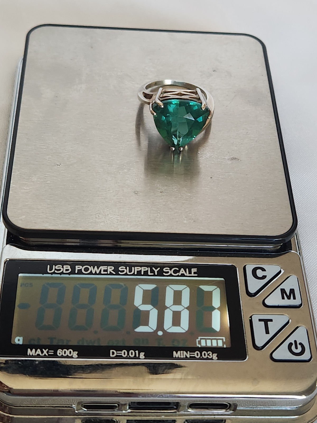 VINTAGE Sterling Silver 925 Trillion Cut Green EMERALD – SIZE 6