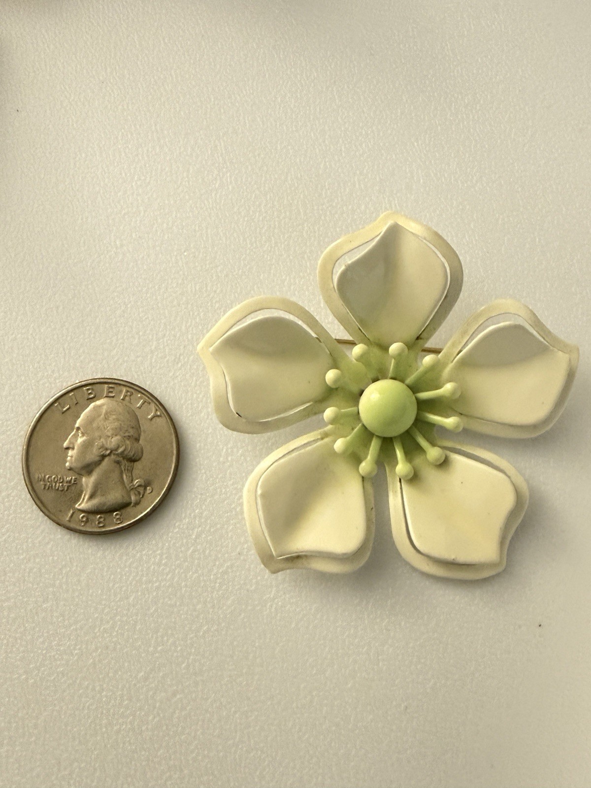 Vintage Lime Green and White Enamel Flower Pin Brooch