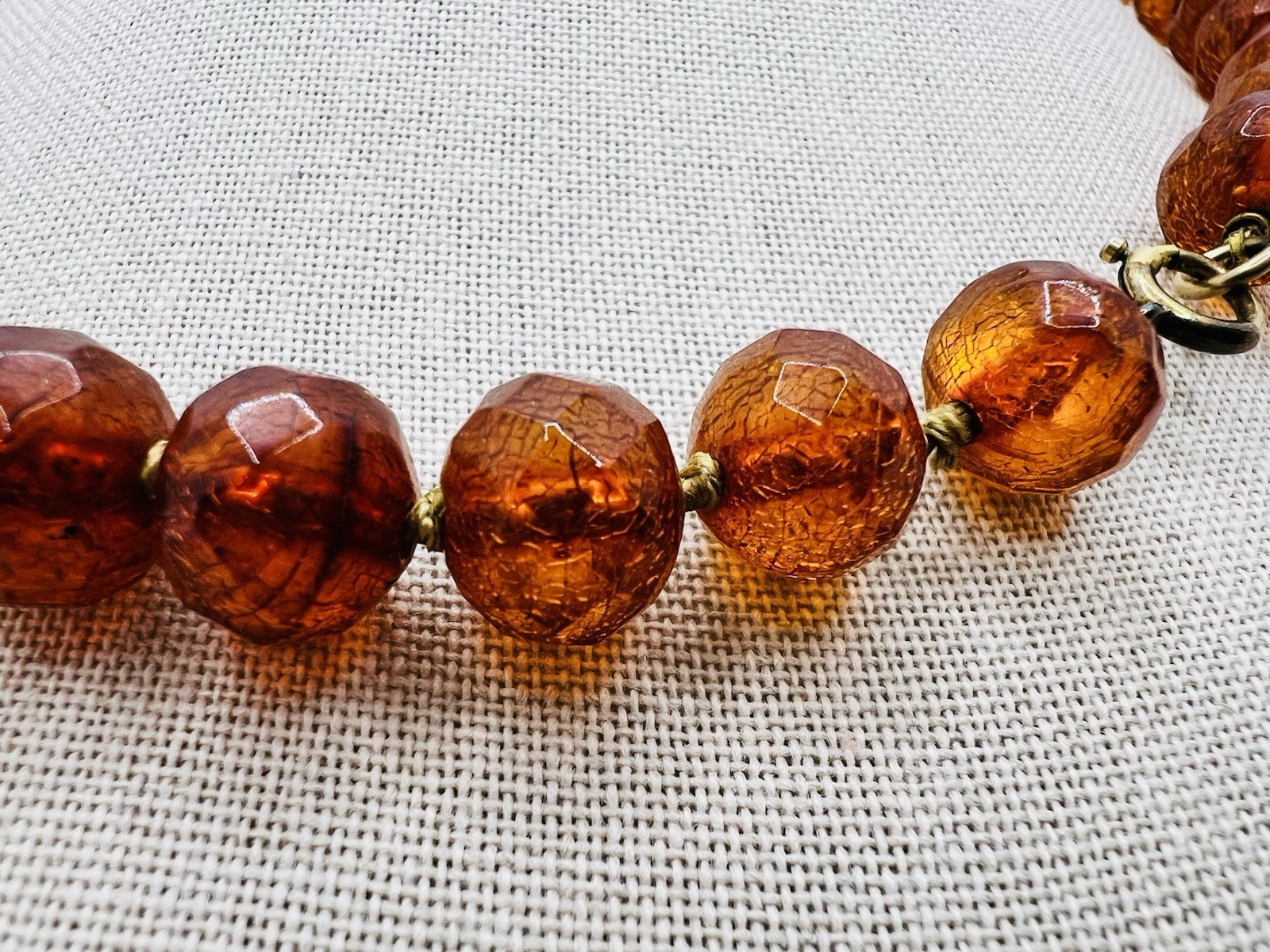 Vintage Rare GORGEOUS FACETED AMBER Hand Knotted NECKLACE – 44 GRAMS