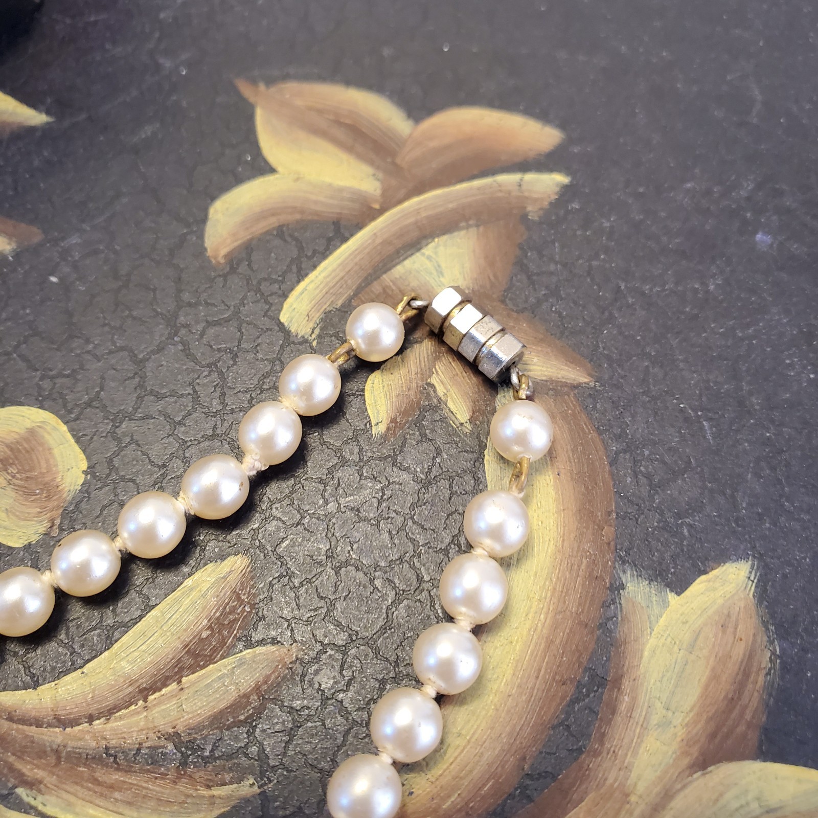 Vintage 15″ Faux Pearl Necklace Hand Knotted Hexagon Screw Clasp