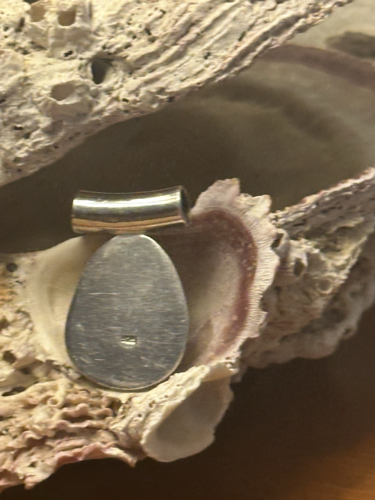 Vintage Teardrop-Shaped Druzy Crystal Pendant Necklace – Dark Mineral Stones