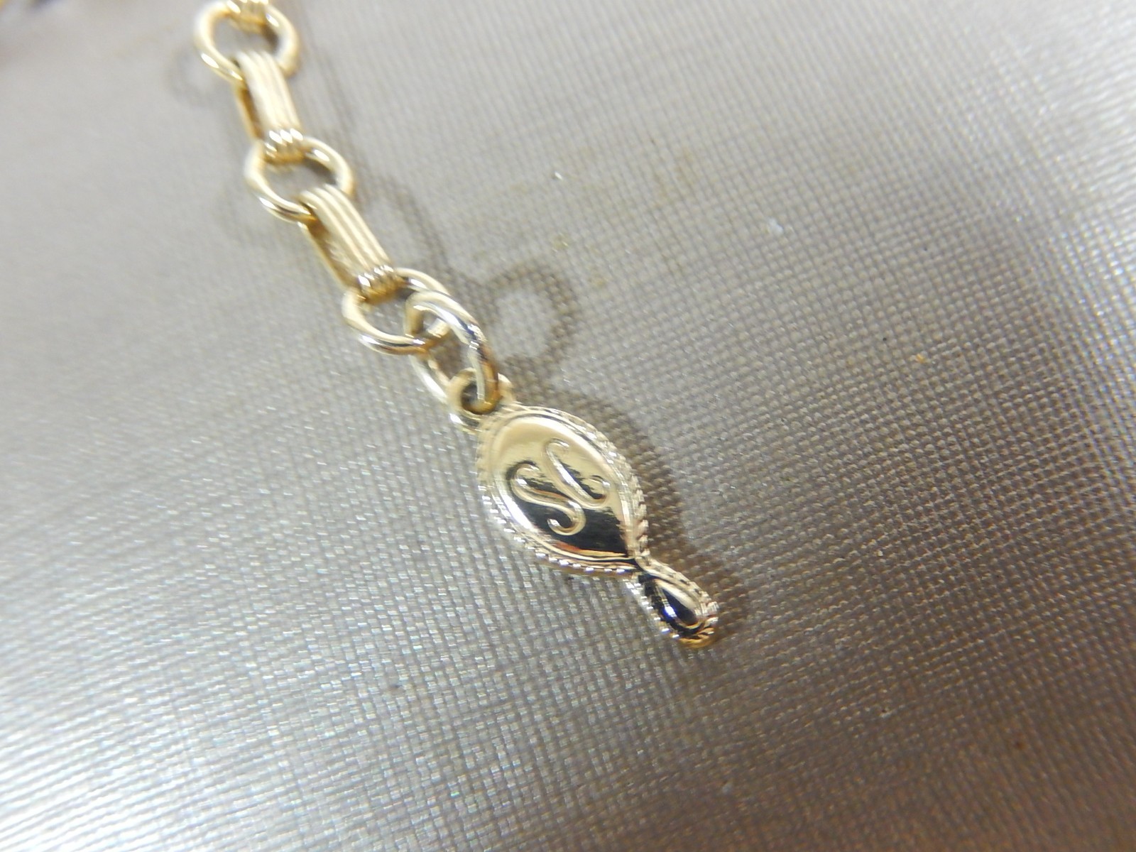 VINTAGE MCM NECKLACE SARAH COVENTRY YELLOW & CLEAR RHINESTONE 15-17″