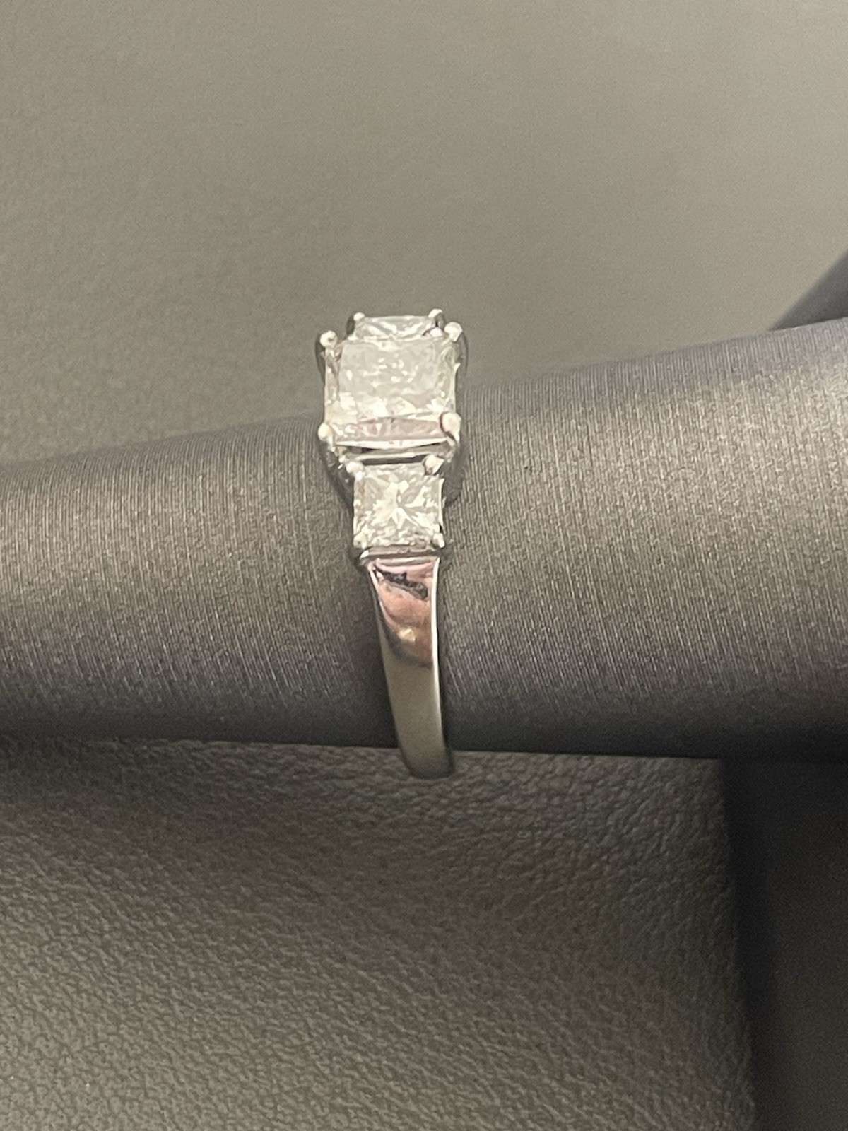 14KT White Gold 1.60CTW (1.00CT Center) Diamond Engagement Ring. Size 6.75+(X245