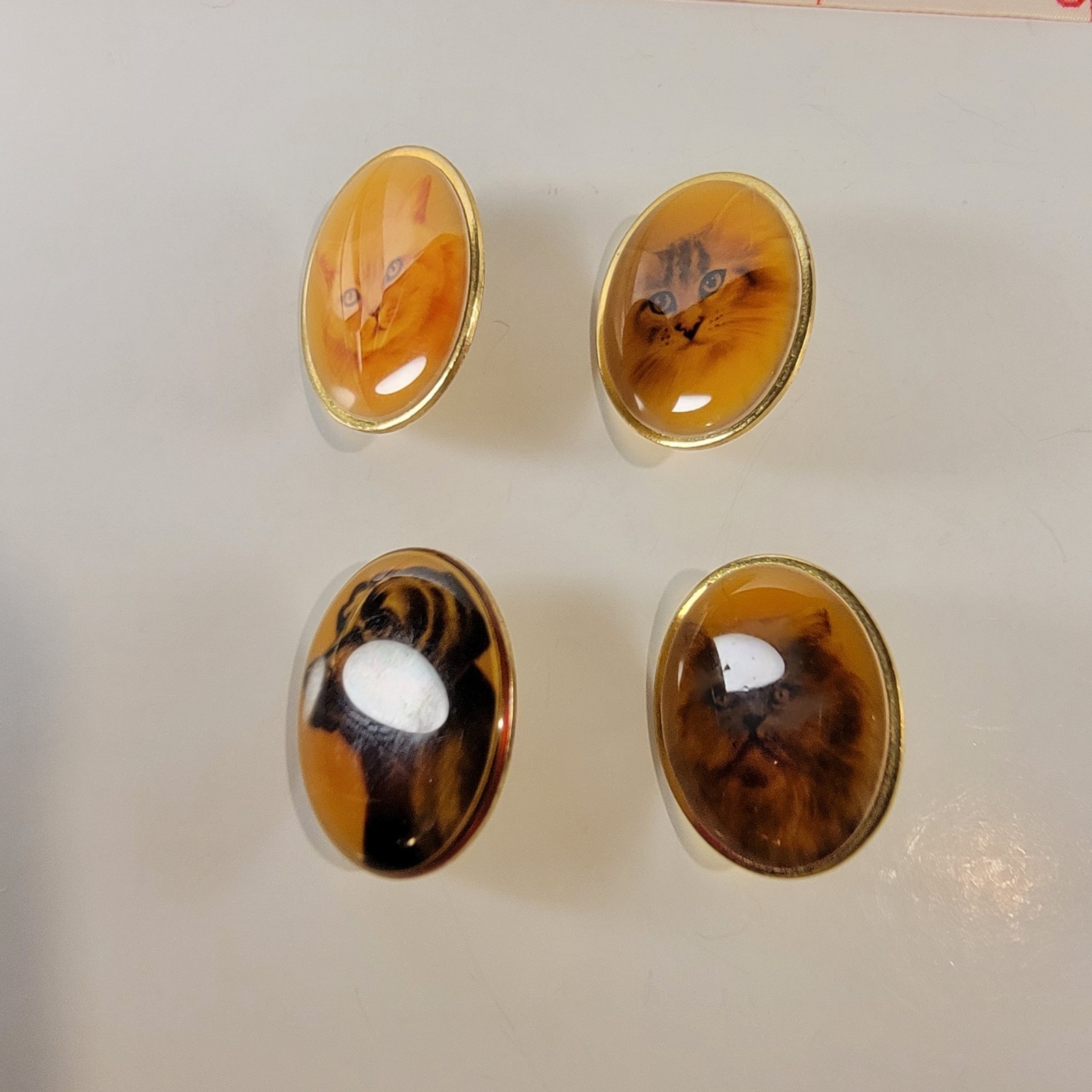 VINTAGE GOLD TONE CAT DOG PORTRAIT LAPEL PIN LOT X4 OVAL ANIMAL PET PINS