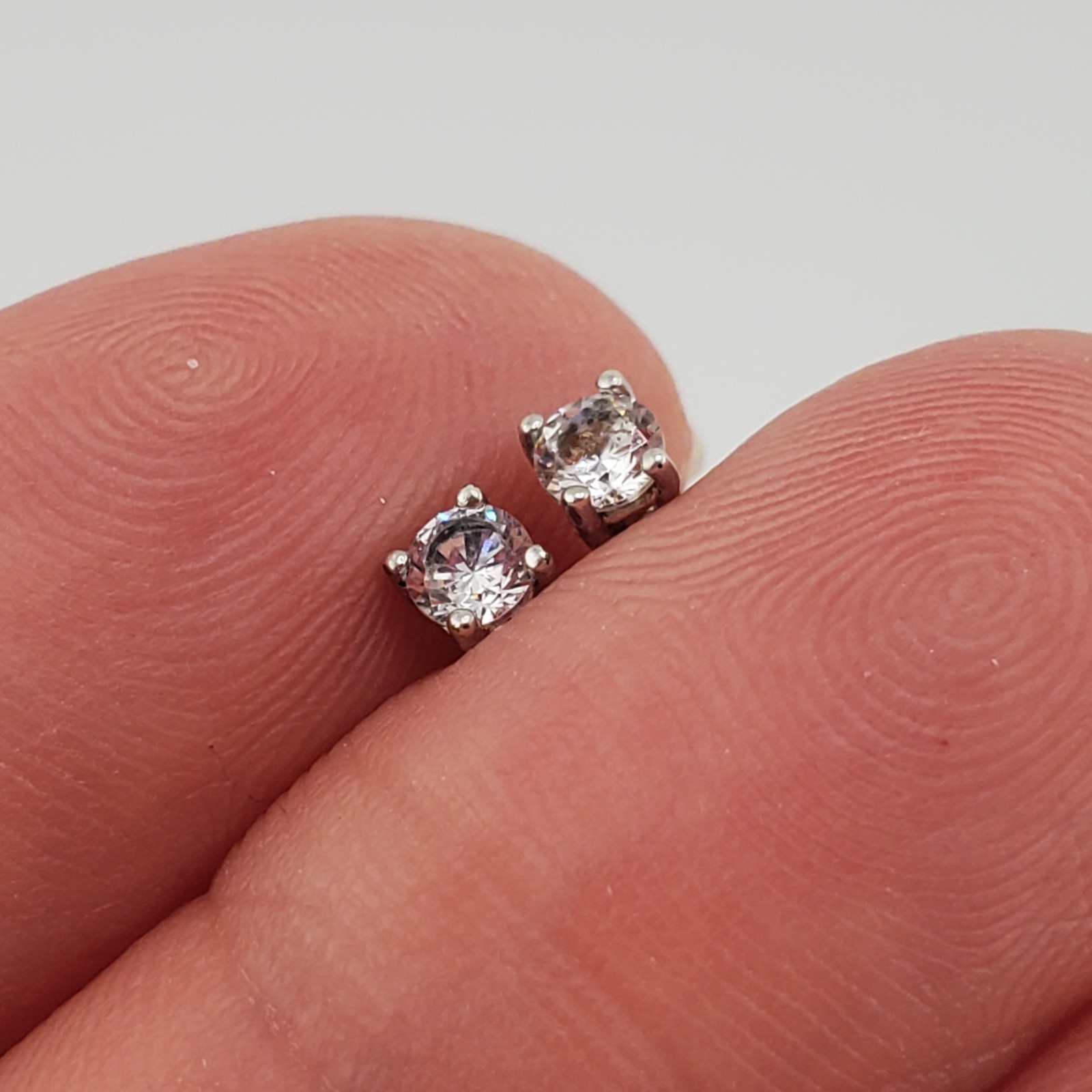 VTG 925 API Stud CZ 3mm Earrings Sterling Silver Brilliant Petite Daily Wear