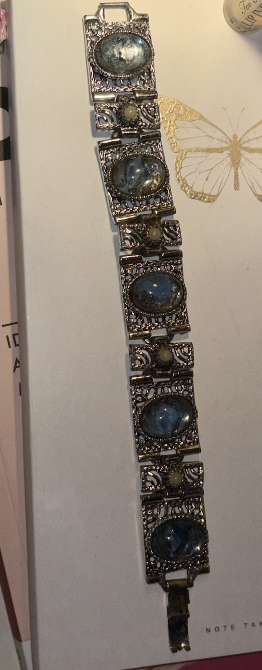 Vintage Silver Tone Blue Oval Cabochon Bracelet & Clip-On Earrings Jewelry Set