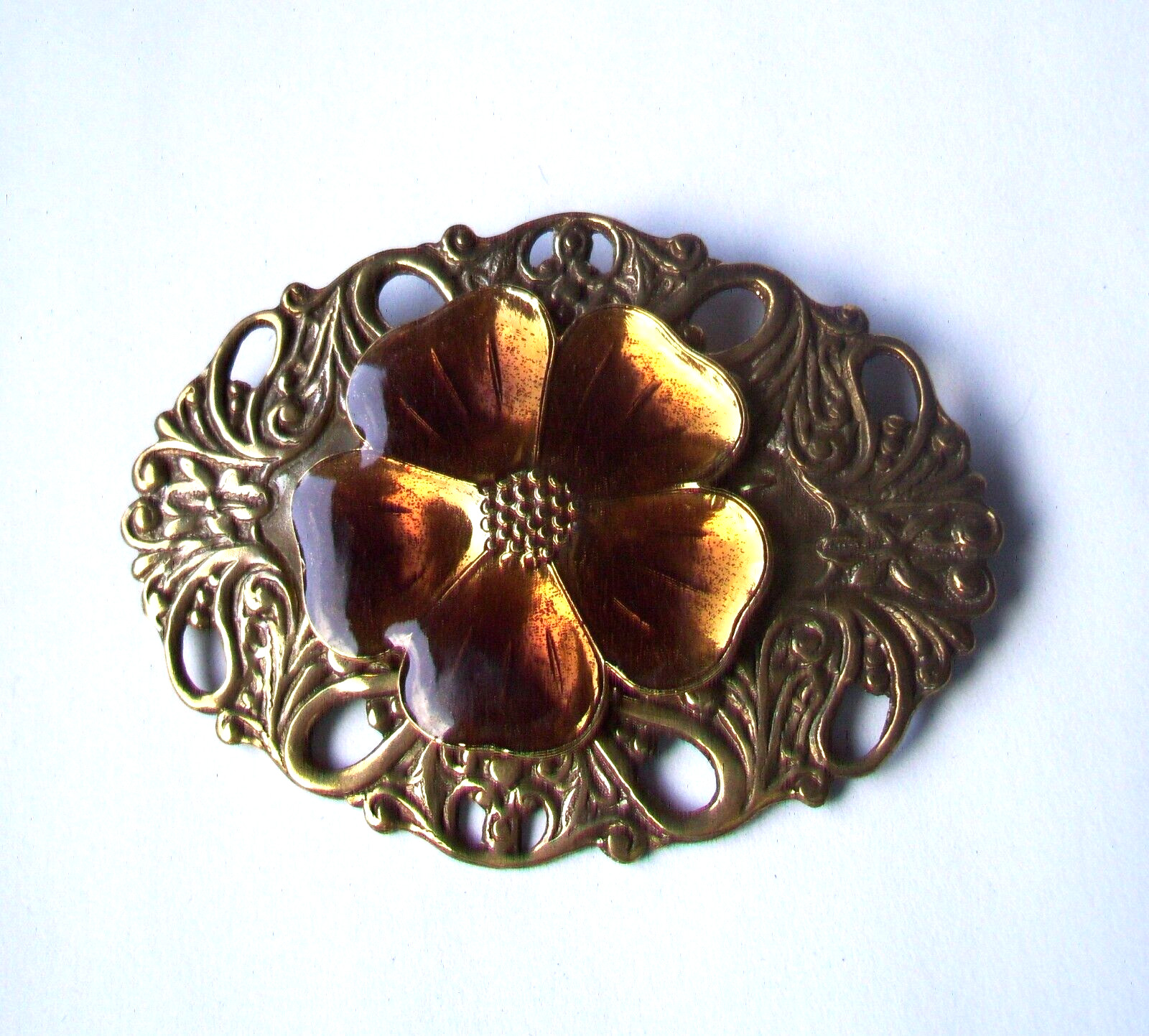 Victorian-look ANTIQUE FINISH BRASS PIN-ENAMEL FLOWER ACCENT-TAUPE COLOR
