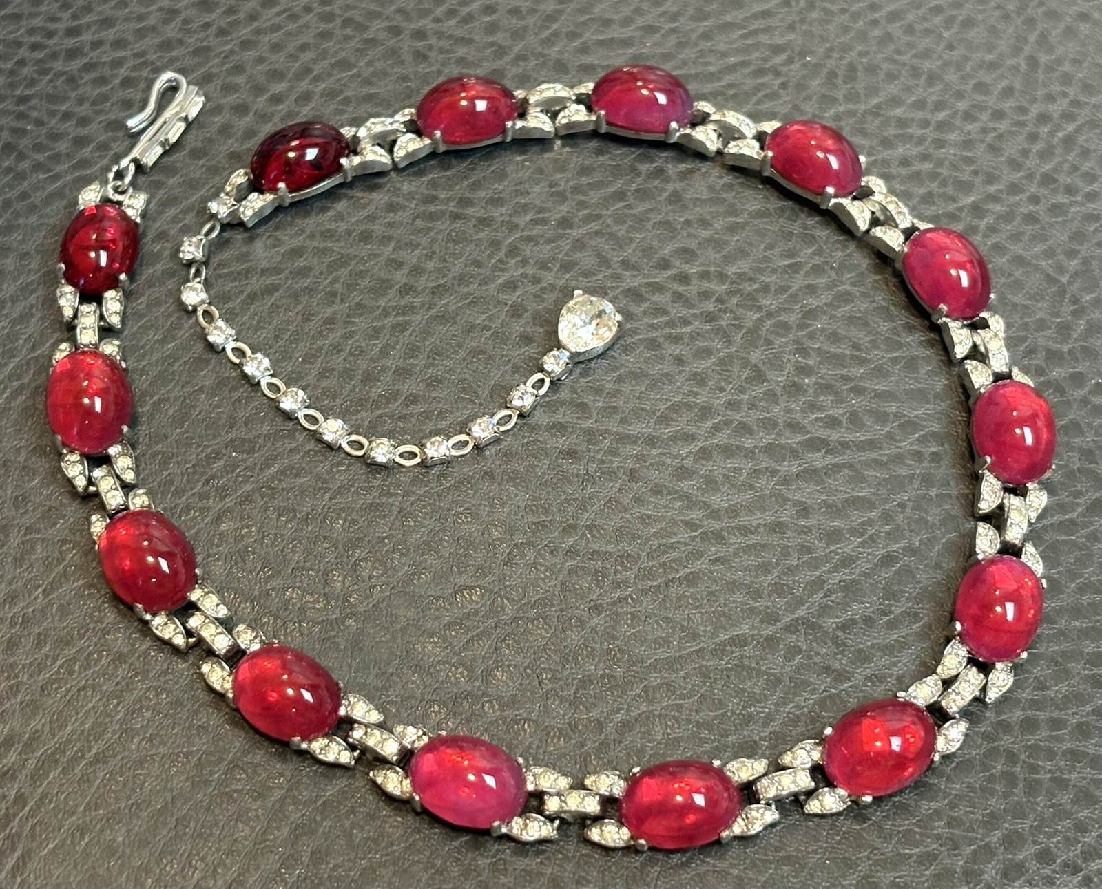 RARE ART DECO JOMAZ Or MAZER Faux Ruby Cabochon Rhinestone SILVER TONE Necklace