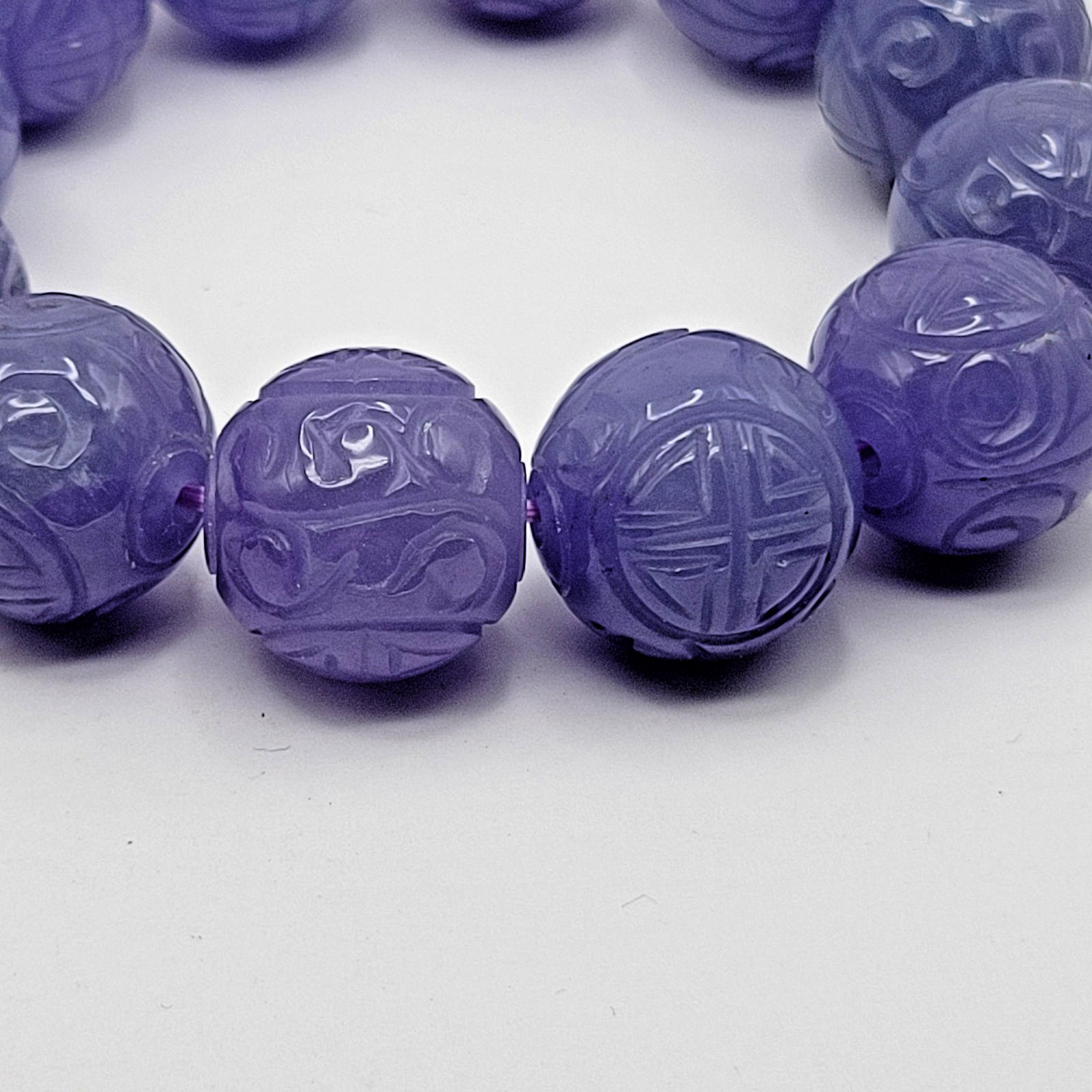 Vintage Estate Pair of Lavender Jade Carved Longevity Bead Bracelets 17.5mm 18mm