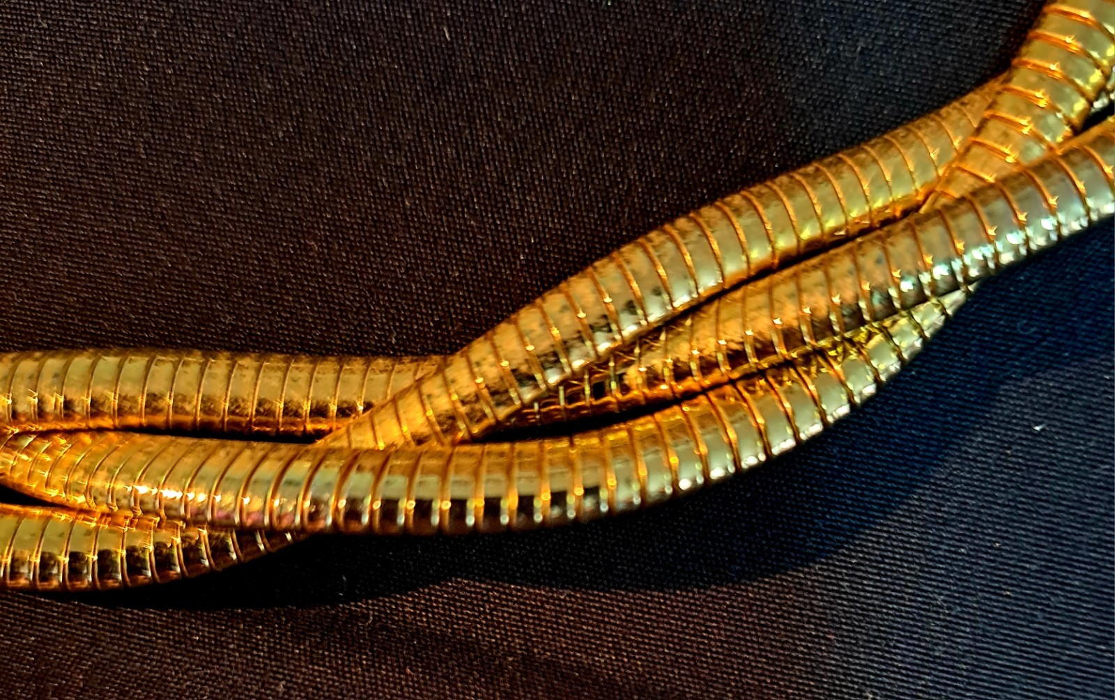 3 Vintage Choker Necklaces. 16”, 17”, 18”. 2 Goldtone Serpentine Chain Styles