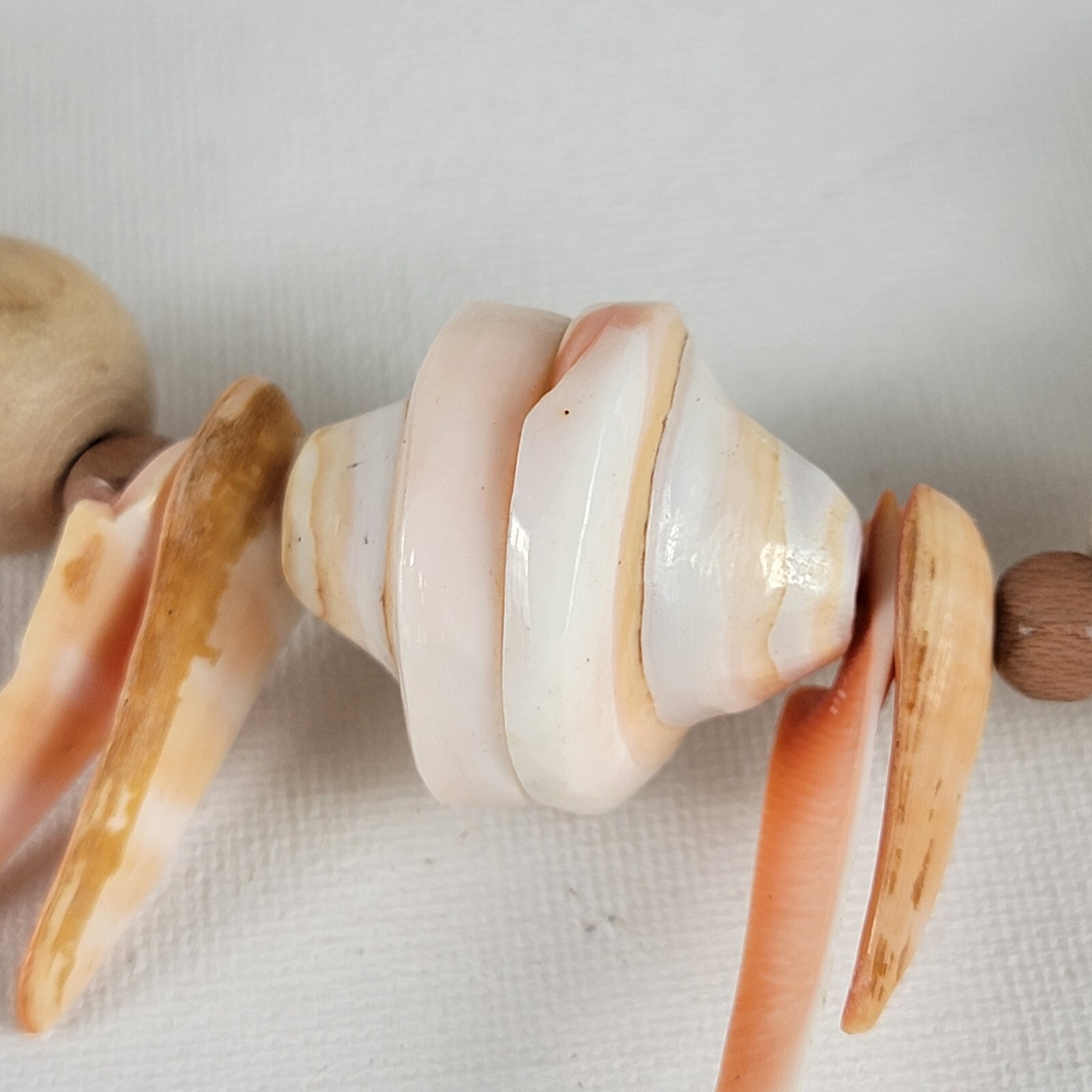 Vtg. Shell And Wood Bededed Necklace Light Pastel Tone Spring Ring Clasp 19″