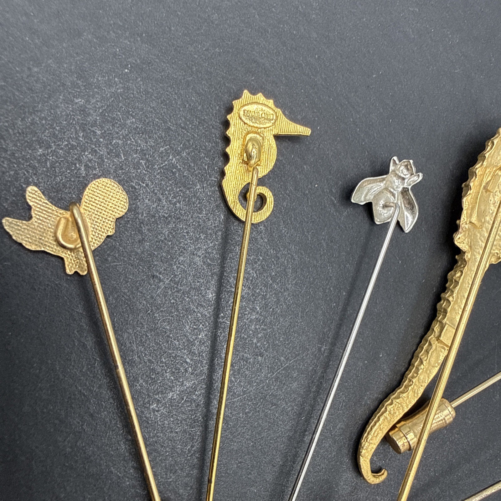 Lot Of Stick Pins – Animals And Bugs Seahorse Seal Dragonfly Frog Duck Bee J57
