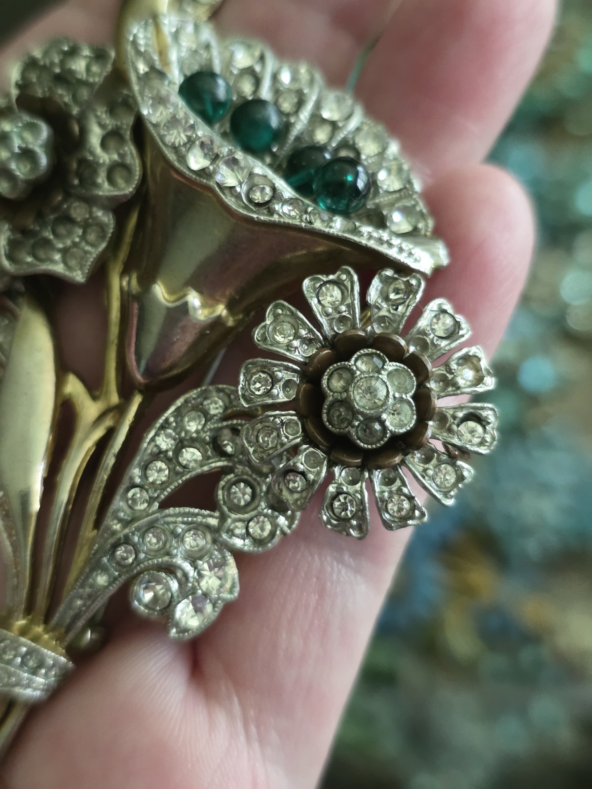 Goldtone Floral Rhinestone Deco Era Brooch Glass Bead Stamen