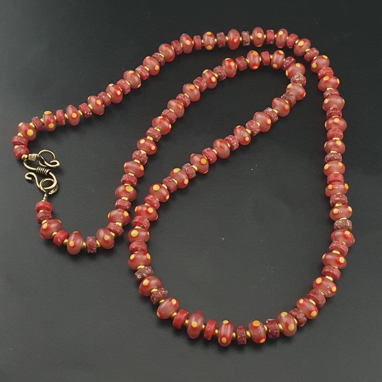Vintage Venetian Tiny Tire Eye Glass Beads Necklace 26in 8.4-9.2mm