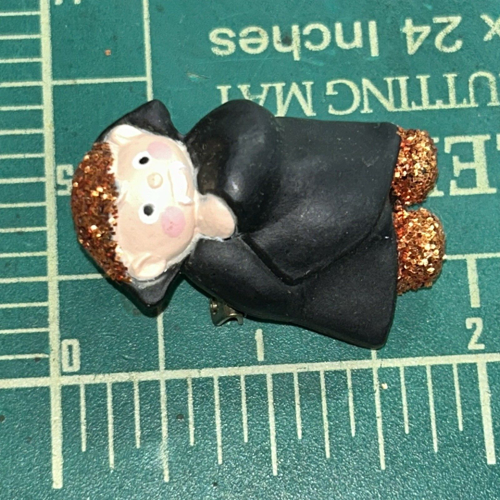 Vintage S. Lehman Fun World Plastic Halloween Count Dracula Vampire Pin 9301